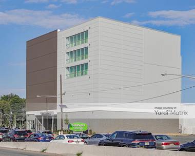Storage Units for Rent available at 985 Communipaw Avenue, Jersey City, NJ 07304
