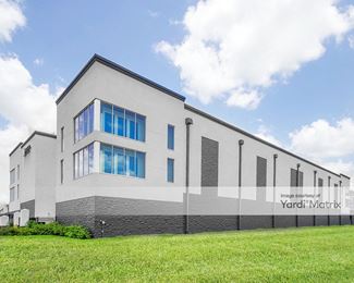 Photo 3 of Public Storage - 12611 International Drive South, Orlando, FL