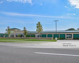 Photo 2 of Extra Space Storage - 34244 Groesbeck Hwy, Clinton Twp, MI