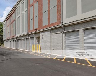 Photo 3 of CubeSmart Self Storage - 619 Somerset Street, Somerset, NJ