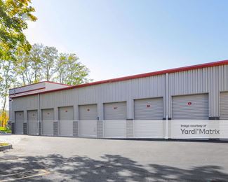 Photo 2 of CubeSmart Self Storage - 621 Bank Road, Jefferson Valley, NY