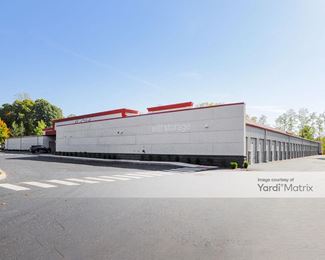 Photo 3 of CubeSmart Self Storage - 621 Bank Road, Jefferson Valley, NY