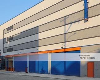 Photo 3 of Morningstar Storage - 812 Live Oak Street, Houston, TX