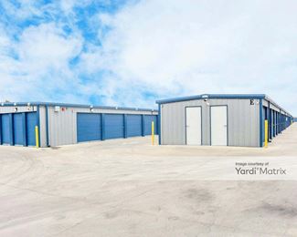 Photo 3 of US Storage Centers - 183 South Austin Road, Manteca, CA