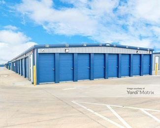 Photo 4 of US Storage Centers - 183 South Austin Road, Manteca, CA