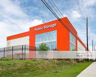 Photo 1 of Public Storage - 909 Runnels Avenue, San Antonio, TX