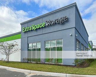 Photo 1 of Extra Space Storage - 900 East International Speedway Blvd, DeLand, FL