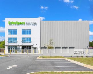 Photo 1 of Extra Space Storage - 662 Fairview Road, Simpsonville, SC