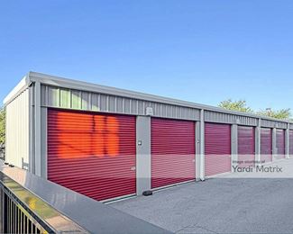 Photo 2 of Storage Place, The - 800 White Point Road, Niceville, FL