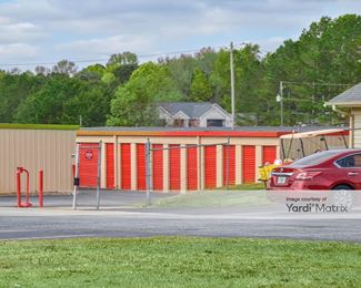 Photo 2 of SecurCare Self Storage - 749 Carver Road, Griffin, GA