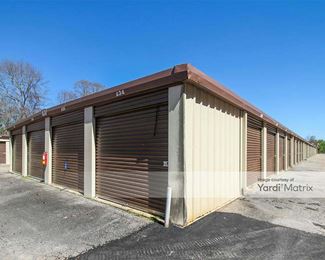 Photo 3 of Storage Depot - 999 North Hills Street, Griffin, GA