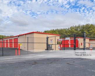 Photo 2 of SecurCare Self Storage - 2976 North Griffin Expw, Griffin, GA