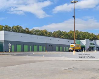 Photo 3 of Extra Space Storage - 643 North Express Way, Griffin, GA