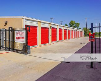 Photo 2 of Extra Space Storage - 1332 Guard Drive Road, Dallas, TX