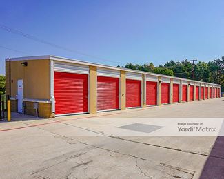 Photo 4 of Extra Space Storage - 1332 Guard Drive Road, Dallas, TX