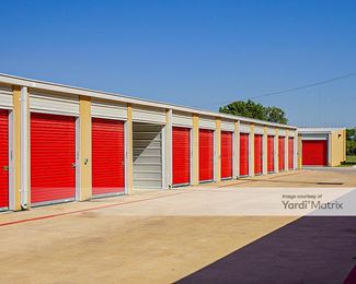 Photo 6 of Extra Space Storage - 1332 Guard Drive Road, Dallas, TX