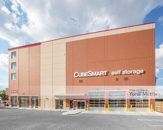 Photo 3 of CubeSmart Self Storage - 3637 North Central Avenue, Chicago, IL