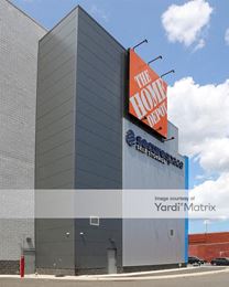 Photo 3 of Secure Space Self Storage - 59-20 Borden Avenue, Maspeth, NY