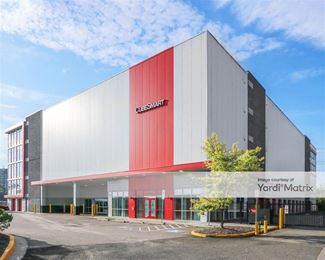Photo 4 of CubeSmart Self Storage - 2645 Shirlington Road, Arlington, VA