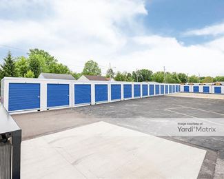Photo 2 of Lorain Mini Storage - 1730 West 19th Street, Lorain, OH