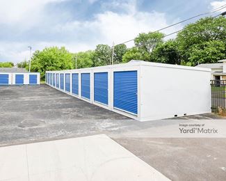 Photo 3 of Lorain Mini Storage - 1730 West 19th Street, Lorain, OH
