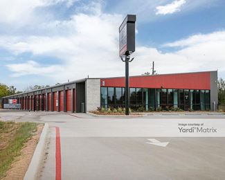 Photo 3 of Extra Space Storage - 14215 Hwy 6, Rosharon, TX