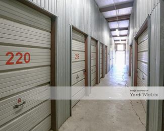 Photo 5 of Square Space Storage - 800 Carver Lane, Jacksonville, AR