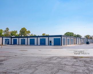 Photo 1 of Safe Space Storage - 920 North Valley Mills Drive, Waco, TX