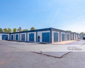 Photo 3 of Safe Space Storage - 920 North Valley Mills Drive, Waco, TX