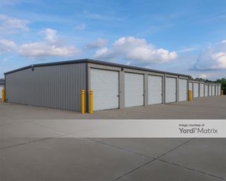 Photo 5 of Storage Rentals of America - 3244 NW Prairie Lane, Des Moines, IA
