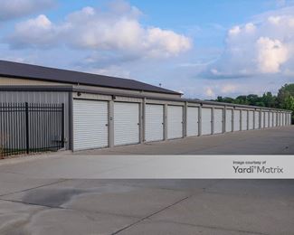 Photo 6 of Storage Rentals of America - 3244 NW Prairie Lane, Des Moines, IA