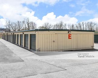 Photo 4 of Public Storage - 660 Silvercreek Road, Wadsworth, OH