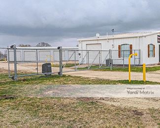 Photo 2 of Stor-IT Storage - 605 South Bosque Street, Whitney, TX