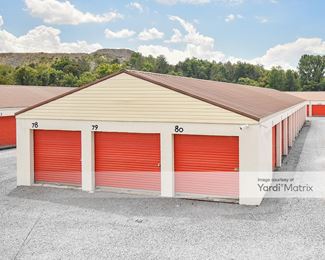 Photo 6 of Higgins Storage - 1061 West Main Street, Woodbury, TN