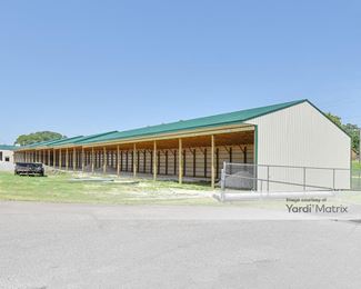 Photo 5 of TRW Storage - 3940 Highway 79 North, Paris, TN