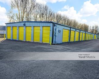 Photo 4 of Storage King USA - 2689 Old Highway 31 North, Columbia, TN
