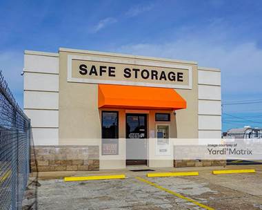 Storage Units for Rent available at 606 Lion Pkwy, Columbia, TN 38401