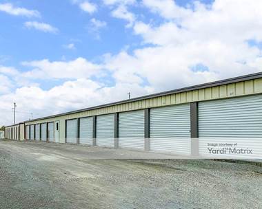 Storage Units for Rent available at 822 Highway 52 By-Pass East, Lafayette, TN 37083
