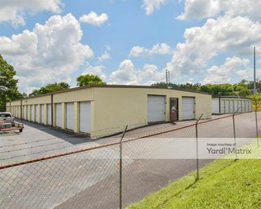 Storage Units for Rent available at 2003 Commerce Place, Columbia, TN 38401