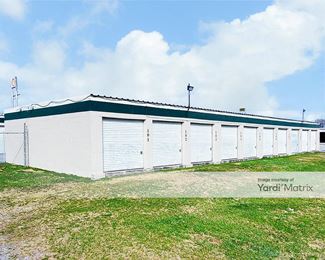 Photo 3 of Powers Storage - 607 Woodbury Hwy, Manchester, TN