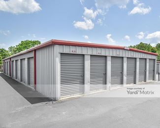 Photo 2 of BC Storage - 2073 Highway 70 West, Dickson, TN