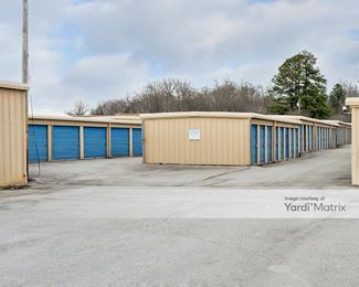 Photo 2 of Redmon-s Mini Storage - 2512 Nashville Hwy, Mcminnville, TN