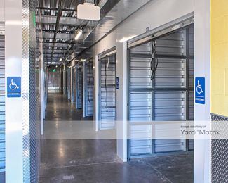 Photo 5 of Extra Space Storage - 21427 North Black Canyon Hwy, Phoenix, AZ