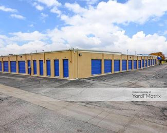 Photo 4 of Extra Space Storage - 3399 Sheila Lane, Dallas, TX