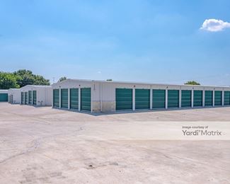 Photo 2 of Ideal Self Storage - 27605 West Hwy 84, McGregor, TX