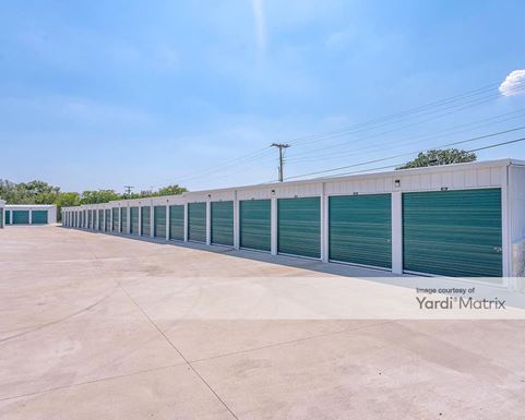 Photo 4 of Ideal Self Storage - 27605 West Hwy 84, McGregor, TX