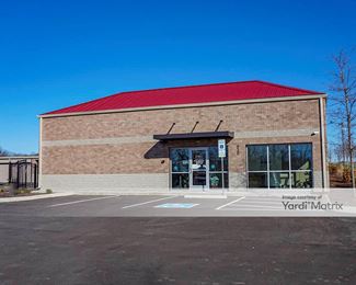 Photo 1 of Storelocal Storage - 830 Beechcroft Road, Spring Hill, TN