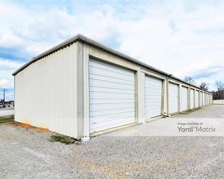 Photo 2 of Powers Storage - 410 Woodbury Hwy, Manchester, TN