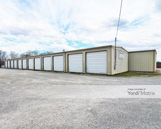 Photo 3 of Powers Storage - 410 Woodbury Hwy, Manchester, TN