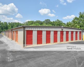 Photo 4 of Synergy Storage - 4121 96 Hwy, Burns, TN